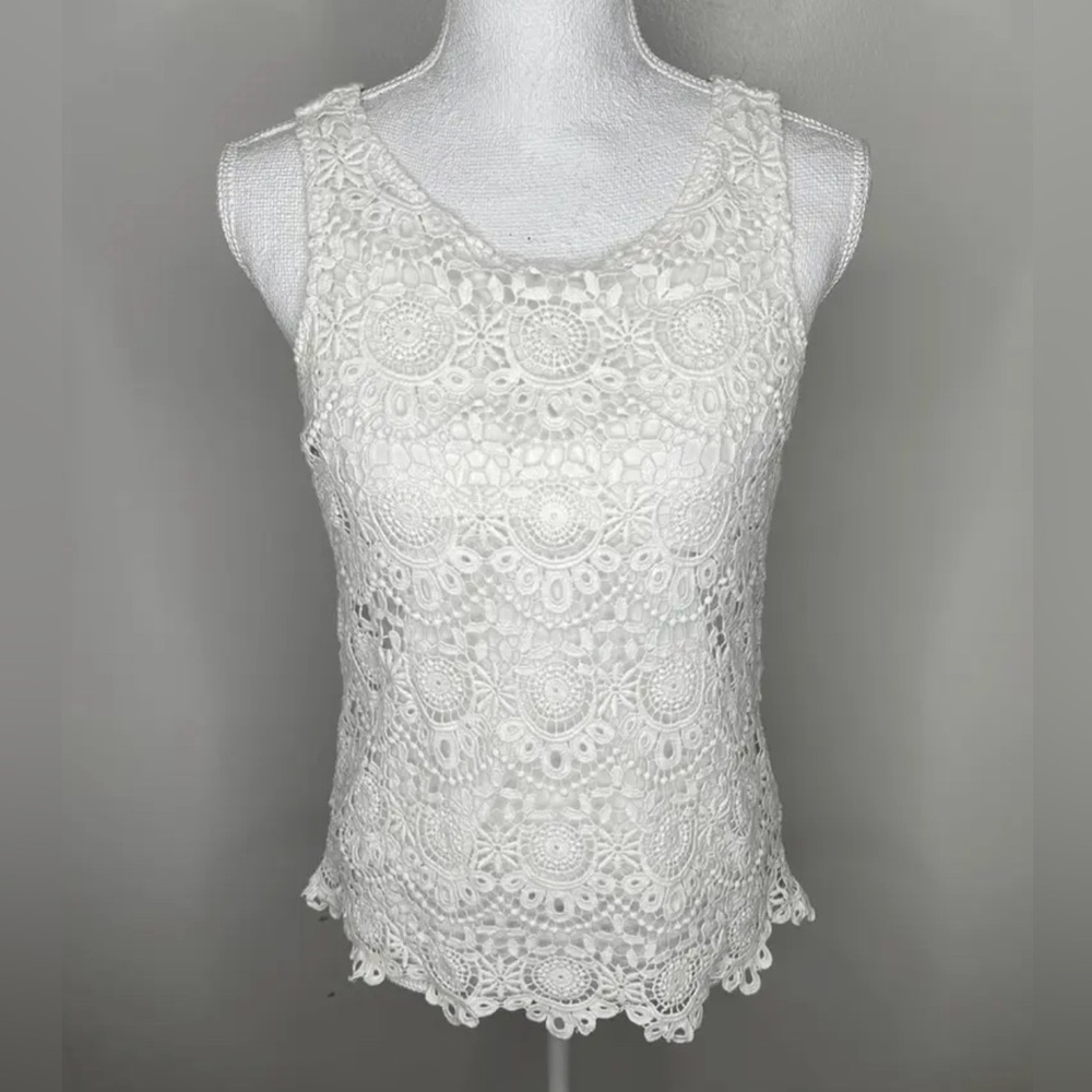 ☀️ NWOT Lilly Pulitzer Target Crochet Scallop Hem Tank Top In White!